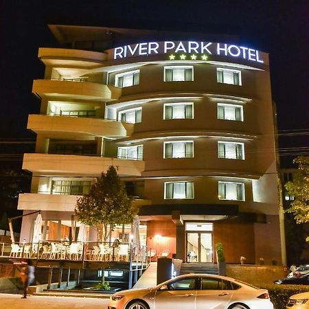 Hotel River Park Cluj-Napoca Exterior photo