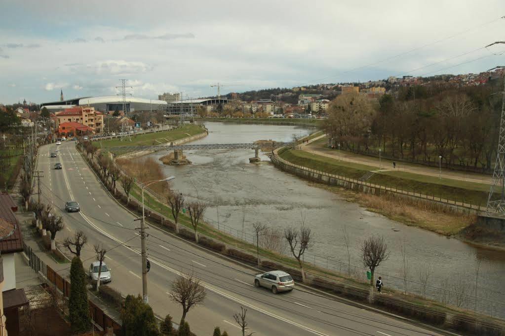 Hotel River Park Cluj-Napoca Exterior photo